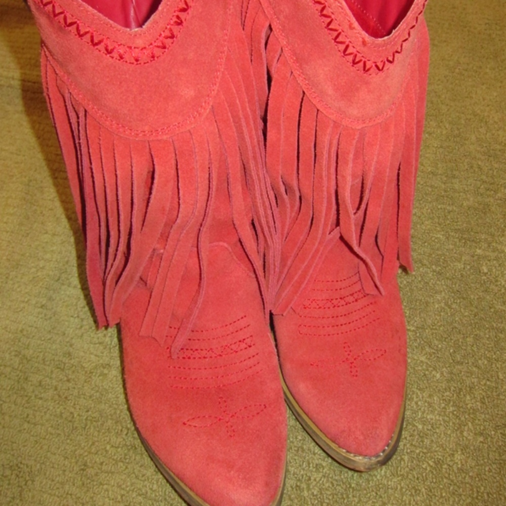 🔥 Hot red fringe western boots 💋🌹